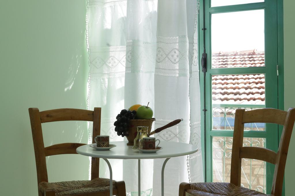 To Konatzi Tis Marikas Tzai Tou Yianni Guest House Kato Drys Ngoại thất bức ảnh
